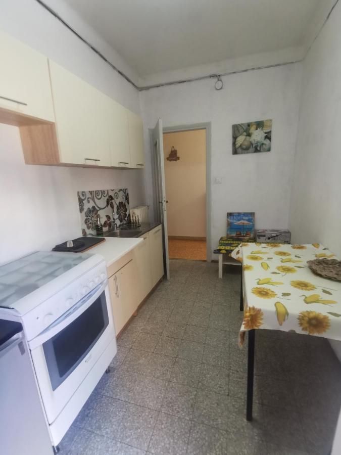 Via Zeffiro Apartment Сан Ремо Екстериор снимка