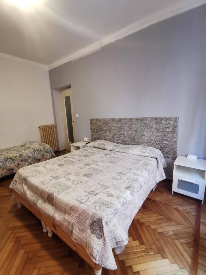 Via Zeffiro Apartment Сан Ремо Екстериор снимка